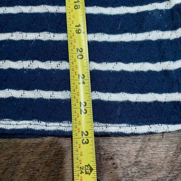 Lucky Brand Striped V-Neck Shirt Women’s Large Blue White Nautical - Picture 5 of 8
